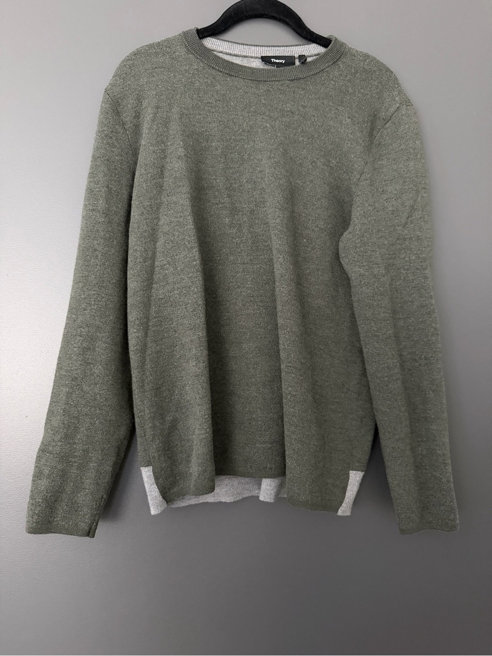 Theory Men's Olive Crewneck Sweater in Heathered Green